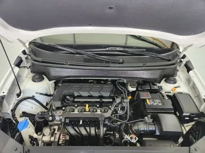 Hyundai Venue 2020, 71040 км, за 9584.88 USD - фото 6