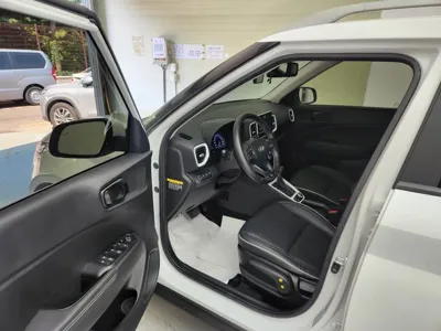 Hyundai Venue 2020, 71040 км, за 9584.88 USD - фото 10