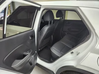 Hyundai Venue 2020, 71040 км, за 9584.88 USD - фото 18