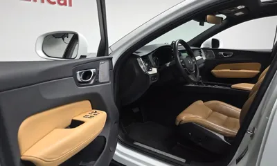 Volvo XC60 2018, 102530 км, за 17395.3 USD - фото 10