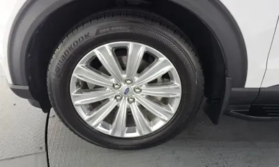 Ford Explorer 2020, 60771 км, за 18493.56 USD
