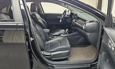 Kia K3 2021, 62983 км, за 9702.41 USD - фото 11
