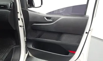 Hyundai Staria 2022, 94953 км, за 14775.02 USD - фото 25