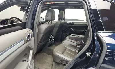 Porsche Cayenne 2018, 74587 км, за 31907.26 USD - фото 11