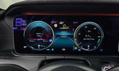 Mercedes-Benz E-Class 2021, 96243 км, за 21824.12 USD - фото 8