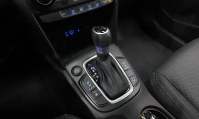 Hyundai Kona 2020, 56454 км, за 10529.79 USD - фото 9
