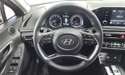 Hyundai Sonata 2022, 55628 км, за 12019.76 USD - фото 13