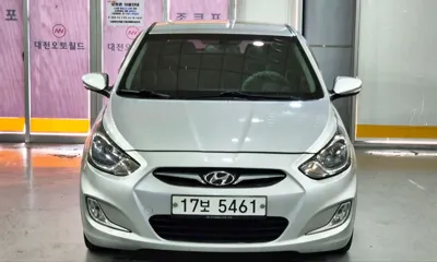 Hyundai Accent 2012, 131241 км, за 2730.29 USD