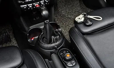 MINI Cooper 2016, 129229 км, за 3872.92 USD - фото 9