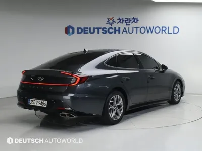 Hyundai Sonata 2021, 116059 км, за 9829.82 USD - фото 2