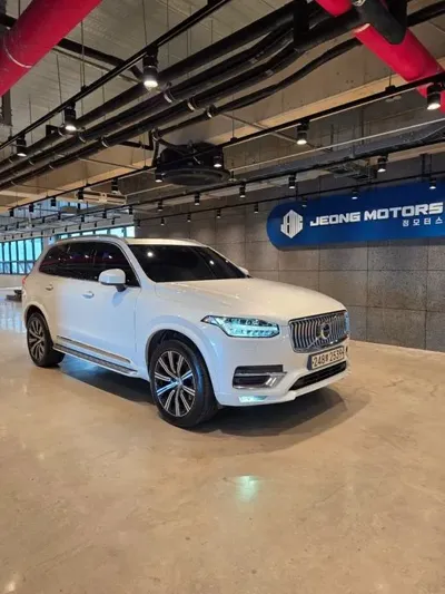 Volvo XC90 2020, 110000 км, за 29801.3 USD