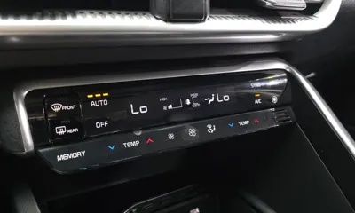 Kia K5 2021, 140749 км, за 8322.32 USD - фото 19