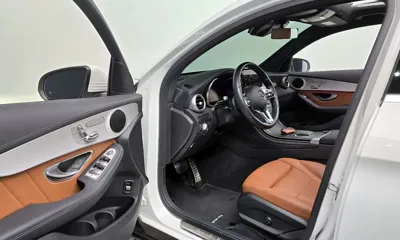 Mercedes-Benz GLC-Class 2023, 31578 км, за 34784.04 USD - фото 11