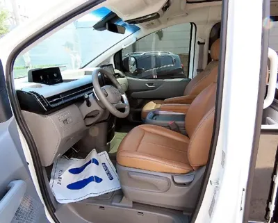 Hyundai Staria 2024, 26000 км, за 28876.2 USD - фото 10