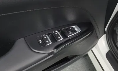 Kia K5 2022, 104195 км, за 14886.56 USD - фото 27