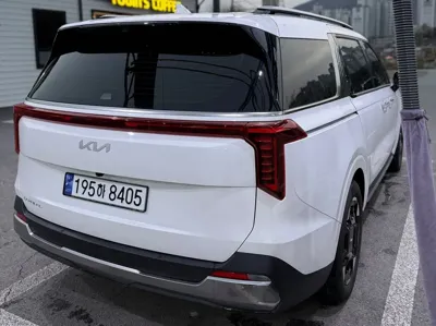 Kia Canival 2024, 19329 км, за 7814.02 USD