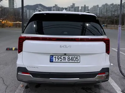 Kia Canival 2024, 19329 км, за 7814.02 USD