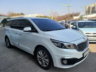 Kia Canival 2018, 171530 км, за 6630.69 USD