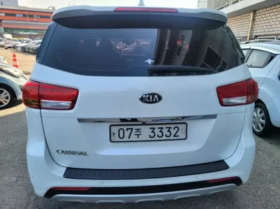 Kia Canival 2018, 171530 км, за 6630.69 USD