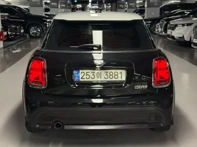 MINI Cooper 2022, 73659 км, за 12137.32 USD