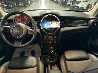 MINI Cooper 2022, 73659 км, за 12137.32 USD - фото 7