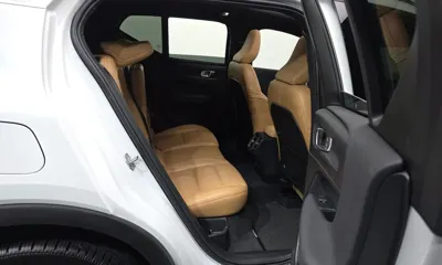 Volvo XC40 2020, 108395 км, за 15032.17 USD - фото 12