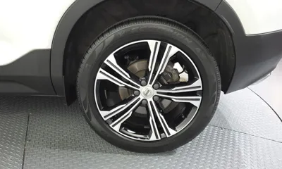 Volvo XC40 2020, 108395 км, за 15032.17 USD - фото 21