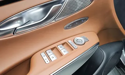 Genesis GV70 2022, 48999 км, за 24788.49 USD - фото 12