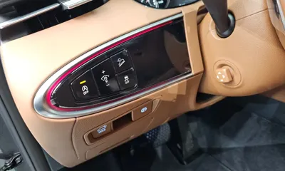 Genesis GV70 2022, 48999 км, за 24788.49 USD - фото 13