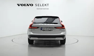 Volvo V90 2024, 10314 км, за 36423.81 USD