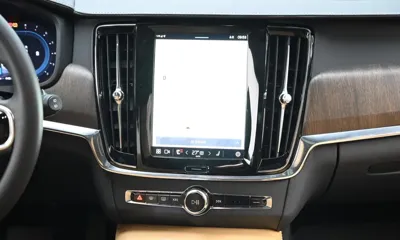 Volvo V90 2024, 10314 км, за 36423.81 USD - фото 14