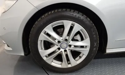 Mercedes-Benz E-Class 2013, 211238 км, за 3172.93 USD