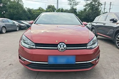 Volkswagen Golf 2019, 19900 км, за 10184 USD