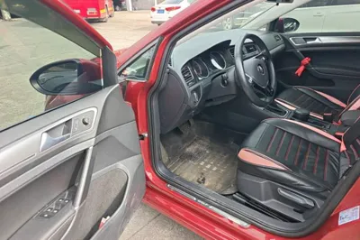 Volkswagen Golf 2019, 19900 км, за 10184 USD - фото 18
