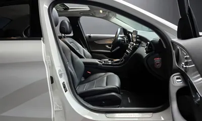 Mercedes-Benz C-Class 2016, 57992 км, за 10326.23 USD - фото 10