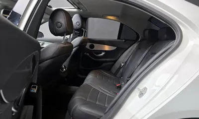 Mercedes-Benz C-Class 2016, 57992 км, за 10326.23 USD - фото 13