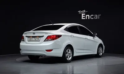 Hyundai Accent 2011, 103764 км, за 2925.31 USD