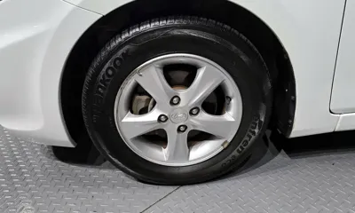 Hyundai Accent 2011, 103764 км, за 2925.31 USD