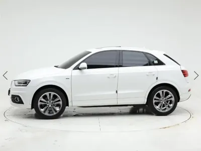 Audi Q3 2015, 148101 км, за 7741.35 USD