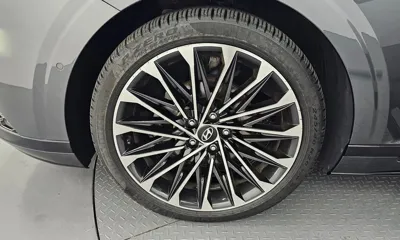 Hyundai Grandeur 2023, 54593 км, за 20846.92 USD