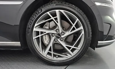 Genesis G90 2022, 47020 км, за 41563.54 USD