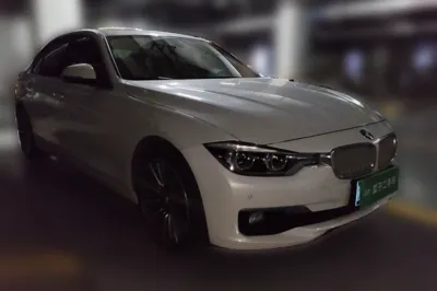 BMW 3 Series 2019, 42900 км, за 14789 USD