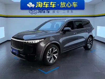 Li Auto Li ONE · 2022 год