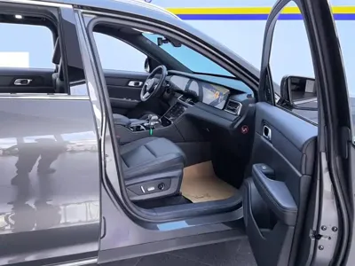 Li Auto Li ONE 2022, 64100 км, за 19758.17 USD - фото 8