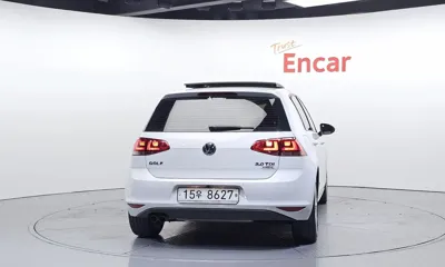 Volkswagen Golf 2015, 92932 км, за 6953.64 USD