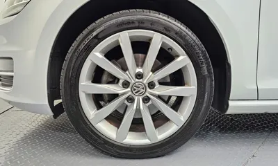 Volkswagen Golf 2015, 92932 км, за 6953.64 USD