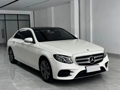 Mercedes-Benz E-Class 2020, 119000 км, за 26014.8 USD