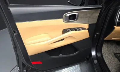 Kia Sorento 2023, 120966 км, за 15276.6 USD - фото 24