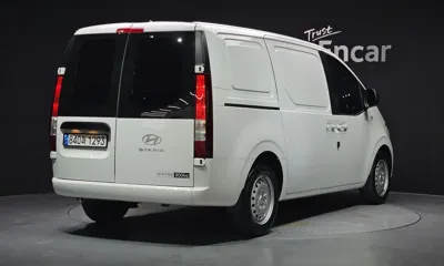Hyundai Staria 2025, 29833 км, за 16930.38 USD