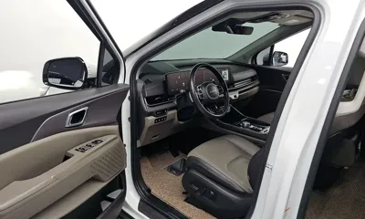 Kia Canival 2024, 50694 км, за 25585.38 USD - фото 11